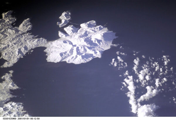 Mission: ISS001 Roll: E Frame: 5960 Mission ID on the Film or image: ISS01
Country or Geographic Name: USA-ALASKA
Features: KOROVIN VOLCANO, ATKA I.
Center Point Latitude: 52.5 Center Point Longitude: -174.0
