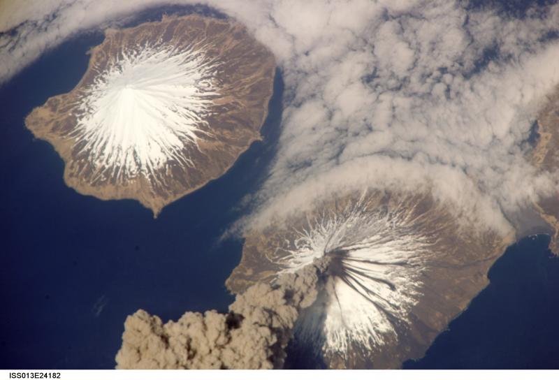 Astronaut photograph of May 23, 2006 eruption of Cleveland Volcano.
Recommended Citation (MLA-Style):
Image Science and Analysis Laboratory, NASA-Johnson Space Center. 19 May 2006. "Astronaut Photography of Earth - Display Record." <http://eol.jsc.nasa.gov/scripts/sseop/photo.pl?mission=ISS013&roll=E&frame=24182> (30 May 2006). 
