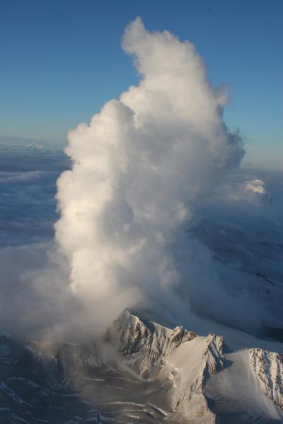 Photo taken during the helicopter observation flight on 20 Sept, 06 between 19:40 and 20:30 local time.  Iliamna Volcano is visible in the background, left of the steam plume from Fourpeaked.