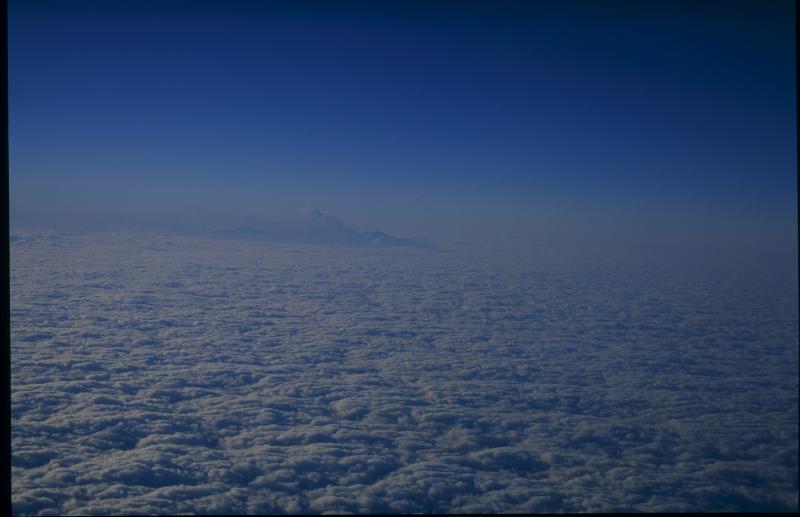 Aerial photo of the December 11, 1996 Pavlof eruption by a pilot of the Reeve Aleutian Airlines. Photo courtesy of Reeve Aleutian Airlines.