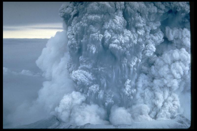 A close-up view of the plinian eruption of Mount Saint Helens, May 18, 1980. The eruption column above Novarupta on June 6, 1912, was even larger and higher than this.

USGS Photograph taken on May 18, 1980, by Donald A. Swanson. 