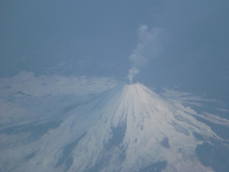 Shishaldin steaming, as seen from Alaska Airlines flight. 
