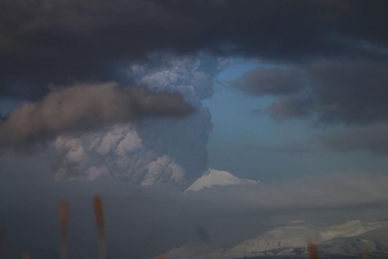 Pavlof volcano in eruption 3/27/2016 as seen from Cold Bay at ~8PM local time. Photo courtesy of Royce Snapp.
