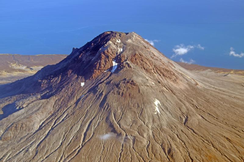 Aerial view of Augustine Volcano during the Cook Inlet gas-measuring flight, September 29, 2016.  View is of the west flank.