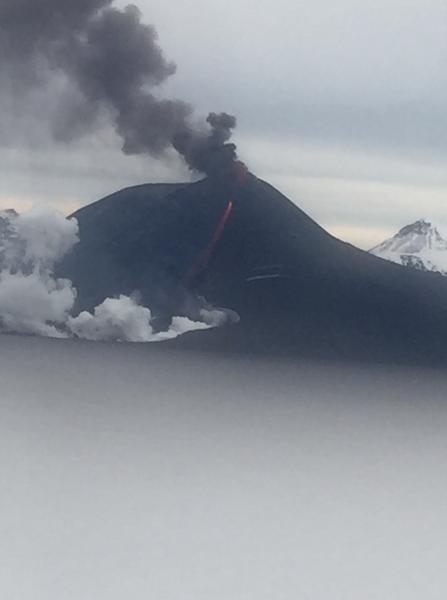 Veniaminof in eruption, September 26, 2018. Photo courtesy of Jesse Lopez.