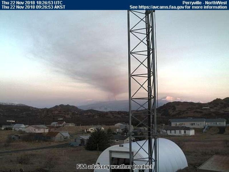 Morning view from Perryville NW FAA webcam showing diffuse ash plume drifting south, Nov 22, 2018.