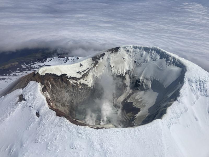 North peak crater of Gareloi Volcano, Andreanof Islands, western Aleutians. 