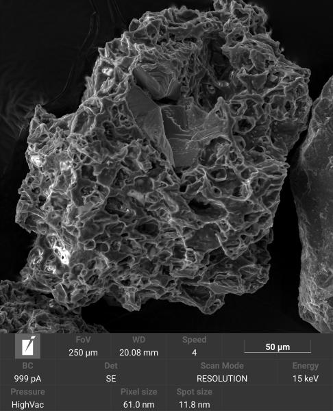 Single vesicular ash grain from the August 1992 Mount Spurr Crater Peak eruption ash collected Anchorage. Grain is from a sonicated sample sieved to 125-250 um size fraction.